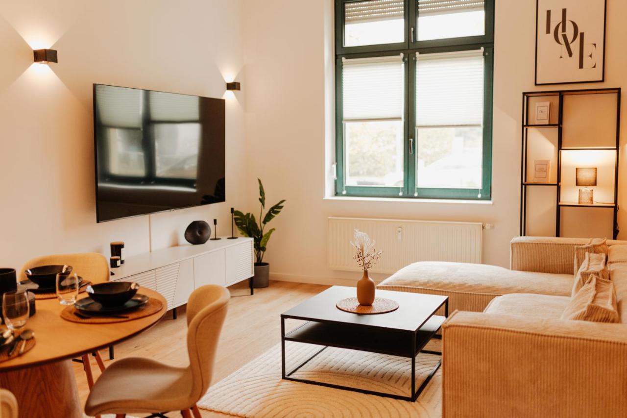 Design Apartment Stadtfeld-Ost Mit Netflix & 2 Schlafzimmern Magdeburg Exterior foto