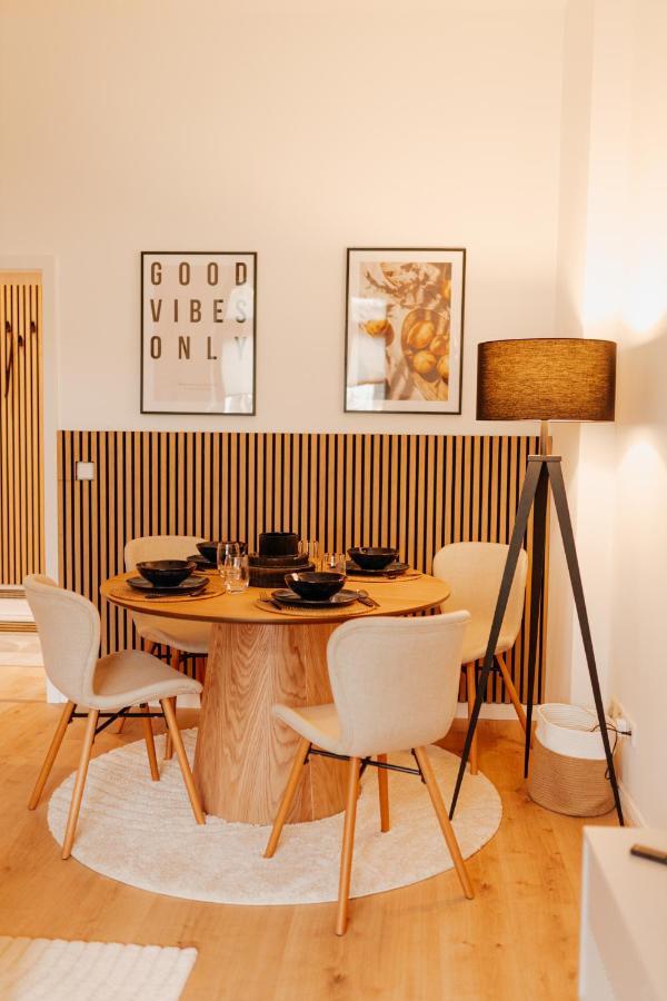 Design Apartment Stadtfeld-Ost Mit Netflix & 2 Schlafzimmern Magdeburg Exterior foto